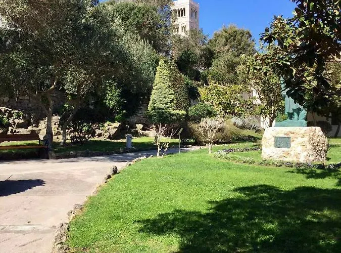 Palace Rab Town